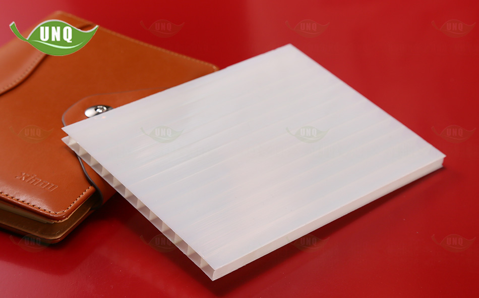 乳白4mm陽光板樣品